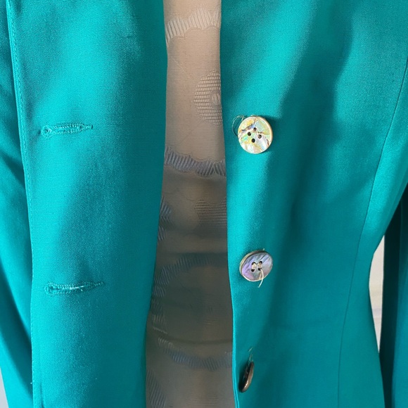 Vintage 1980’s Christian Dior teal blazer jacket with abalone shell buttons - Picture 4 of 8